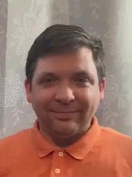 uc_stacked_images_elementor_31f4620_item5